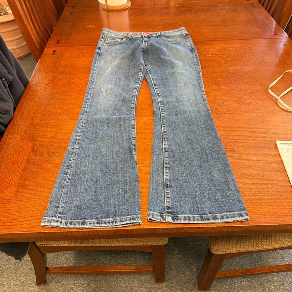 Levi’s 518 super low stretch bootcut dark wash jeans size 7M jr - Picture 3 of 8